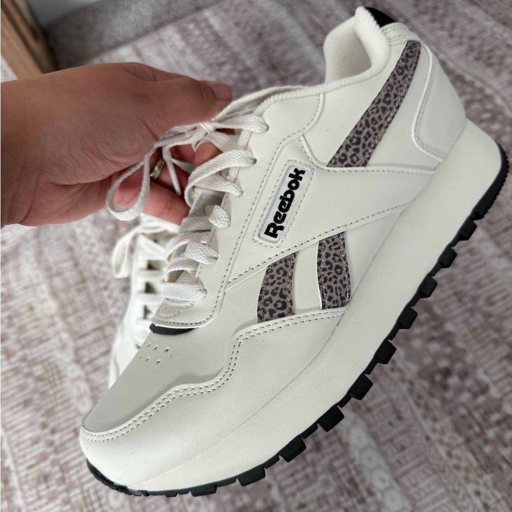 NEW Reebok Double Harman Leather Platform Sneakers Gym Shoes WOMENS 8.5